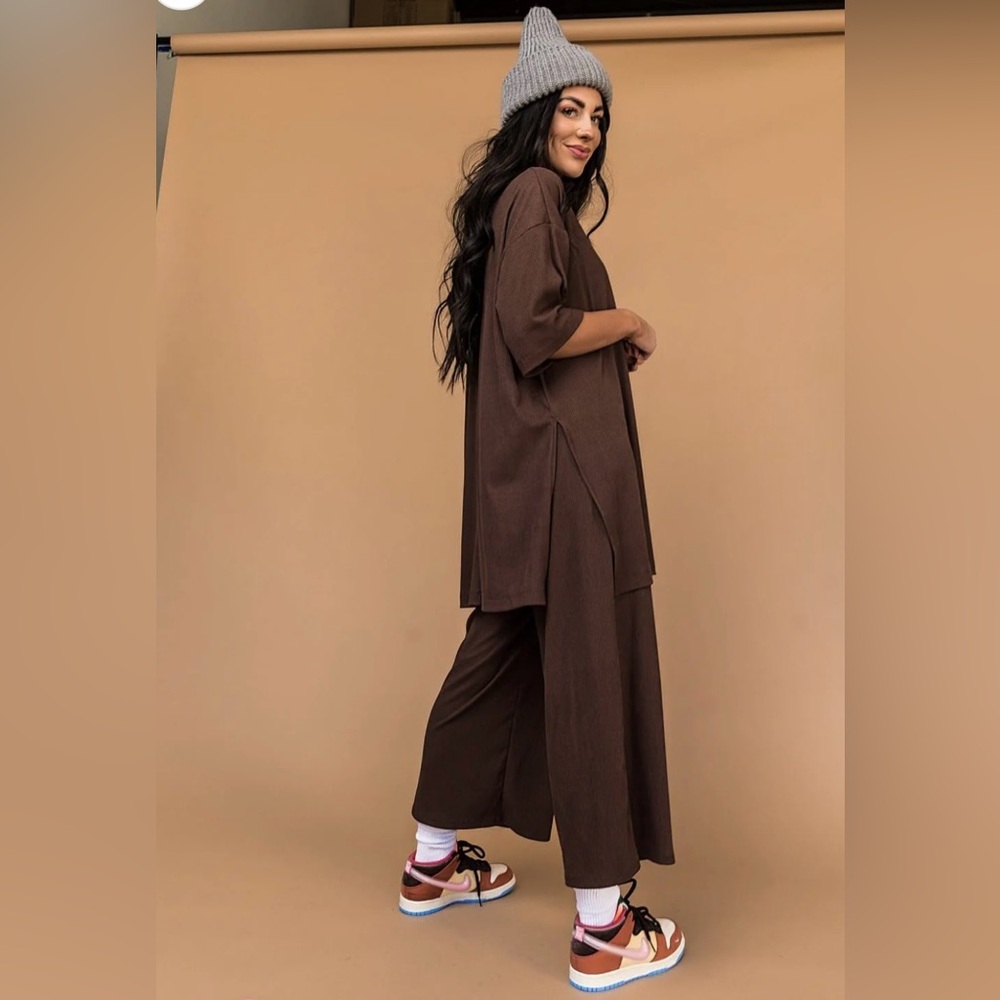 LALA ORIGINAL Dressed in LALA Lex Ribbed Playsuit in Mocha Jumpsuit Set (S) - Picture 13 of 17